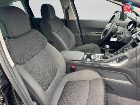 PEUGEOT 3008 1.2 PURETECH...