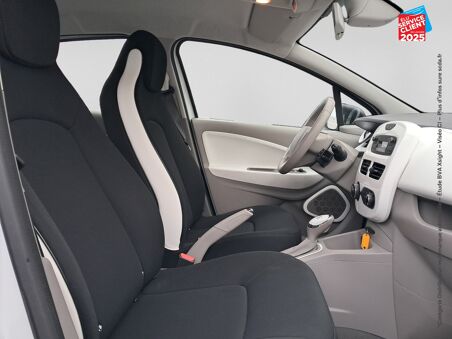RENAULT ZOE CITY CHARGE...