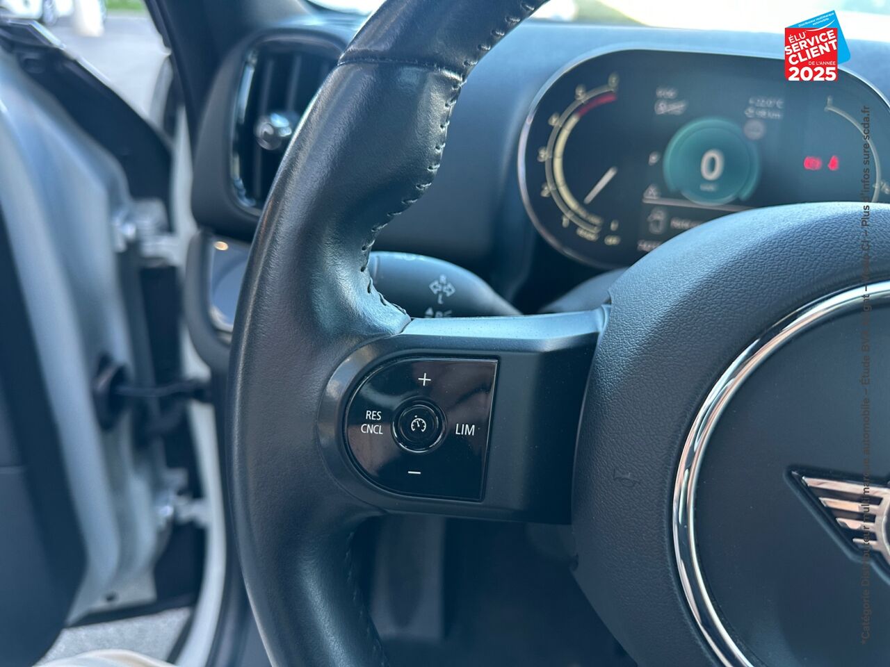 chez MINI Lons-Le-Saunier