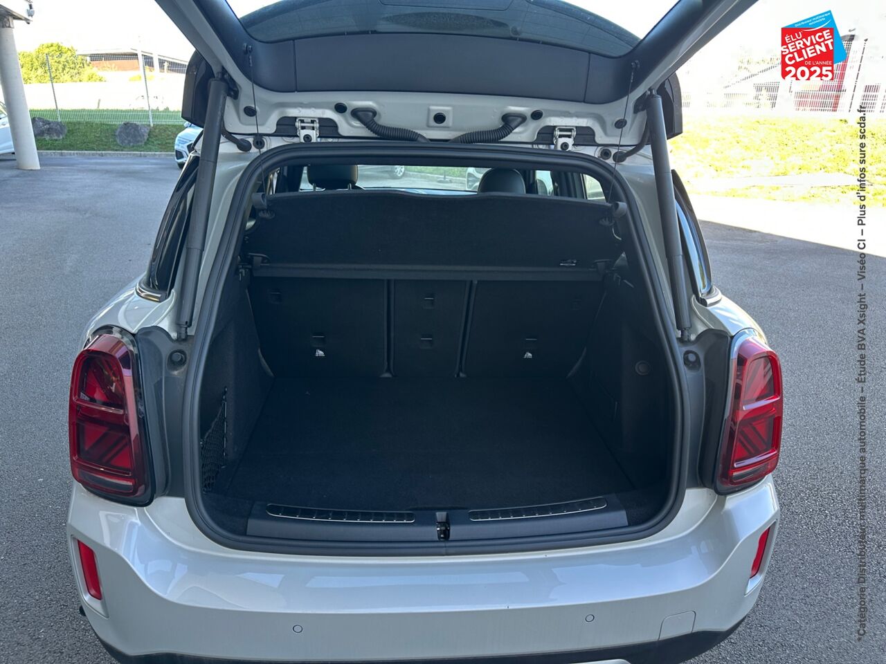 chez MINI Lons-Le-Saunier