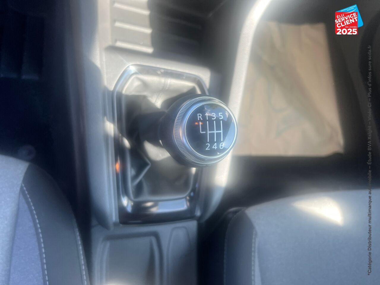 Véhicule d'occasion RENAULT CLIO 1.0 TCE 90CH EVOLUTION chez Renault Saint-Louis