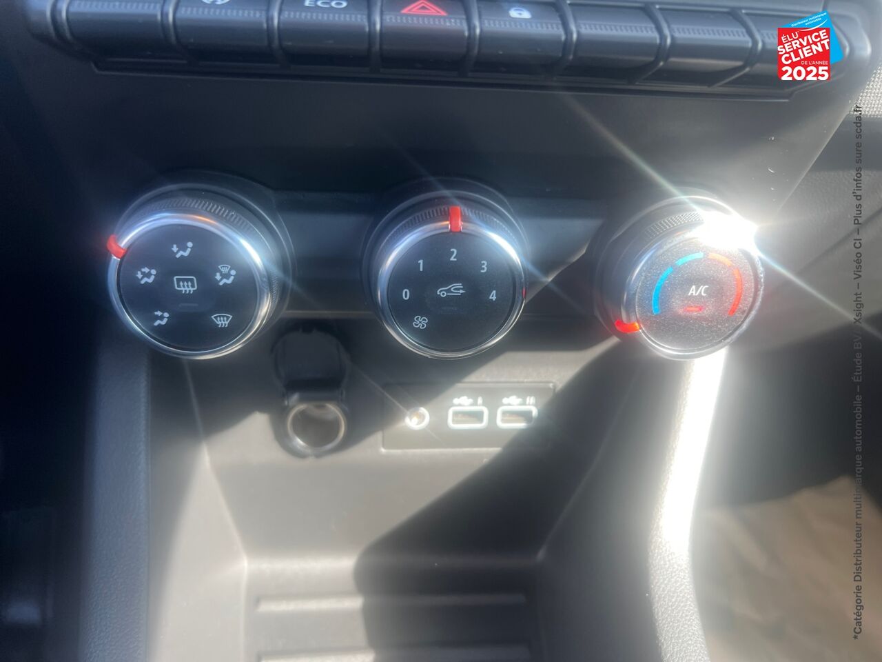 Véhicule d'occasion RENAULT CLIO 1.0 TCE 90CH EVOLUTION chez Renault Saint-Louis
