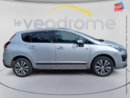 PEUGEOT 3008 1.2 PURETECH...