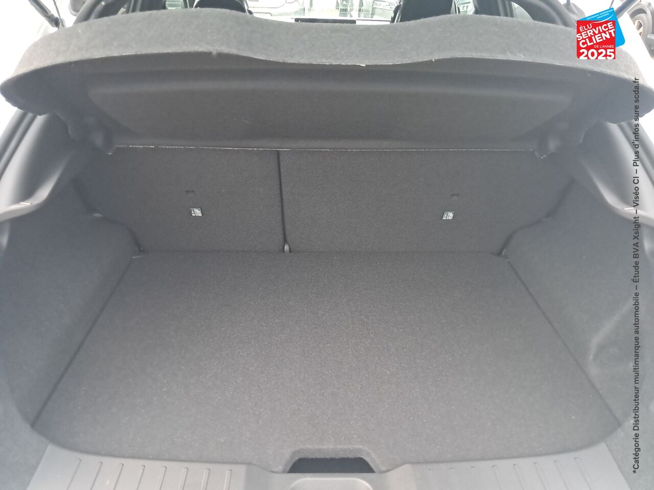 Véhicule d'occasion NISSAN JUKE 1.6 HYBRID 143CH TEKNA 2025 chez Nissan Juke occasion