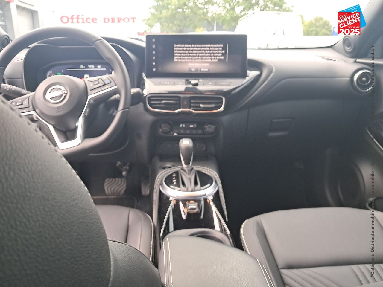 Véhicule d'occasion NISSAN JUKE 1.6 HYBRID 143CH TEKNA 2025 chez Nissan Juke occasion