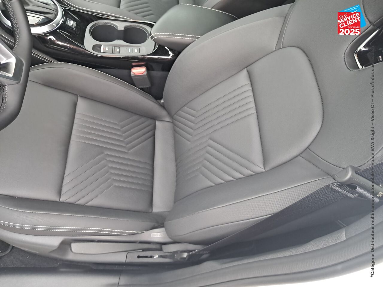 Véhicule d'occasion NISSAN JUKE 1.6 HYBRID 143CH TEKNA 2025 chez Nissan Juke occasion