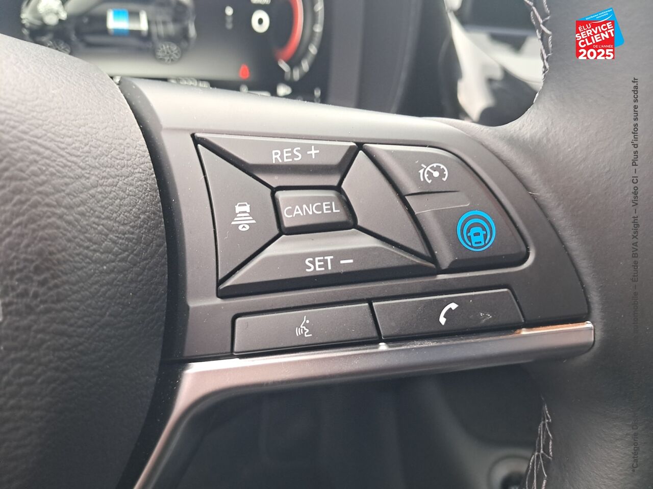 Véhicule d'occasion NISSAN JUKE 1.6 HYBRID 143CH TEKNA 2025 chez Nissan Juke occasion