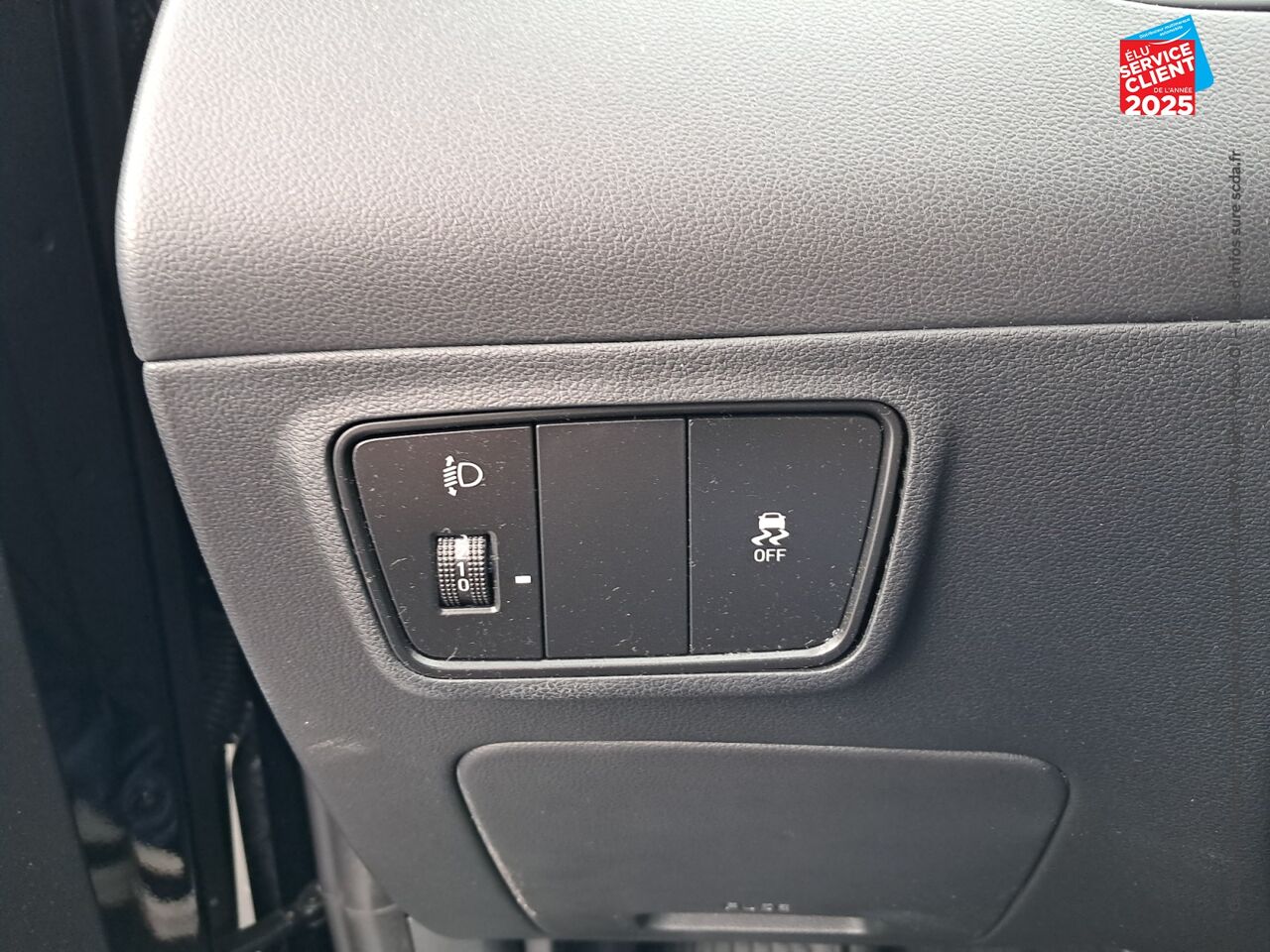 Véhicule d'occasion HYUNDAI TUCSON 1.6 T-GDI 150CH HYBRID 48V CREATIVE DCT7 TOUVRANT SIEGES CHAUF CAMERA chez Toyota Sarreguemines
