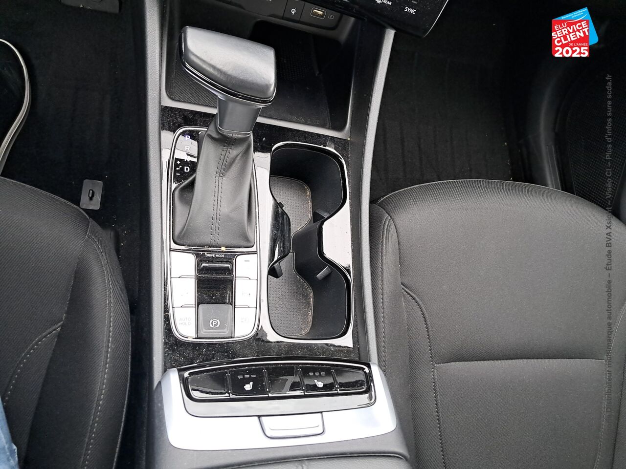 Véhicule d'occasion HYUNDAI TUCSON 1.6 T-GDI 150CH HYBRID 48V CREATIVE DCT7 TOUVRANT SIEGES CHAUF CAMERA chez Toyota Sarreguemines