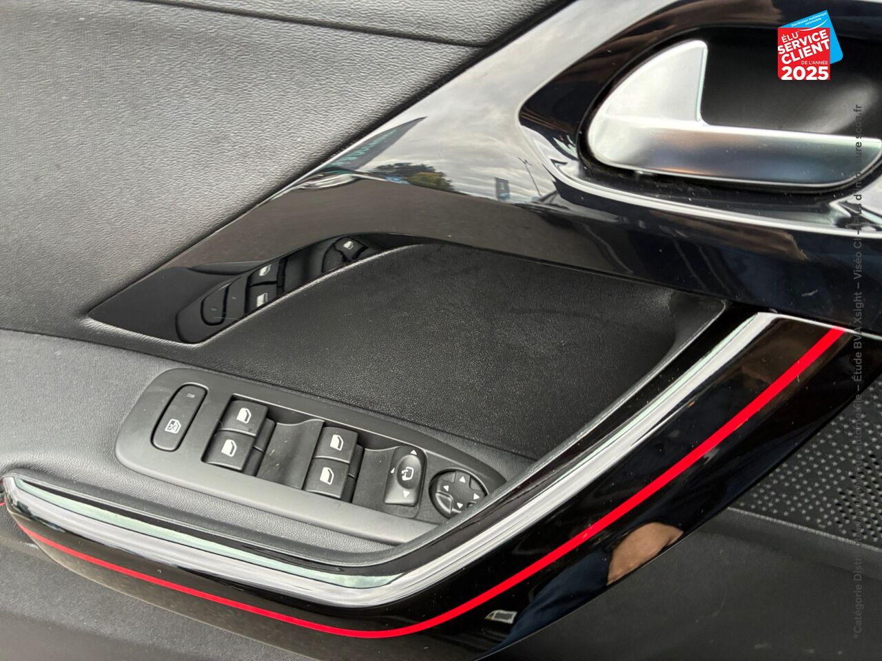 chez Peugeot Charleville