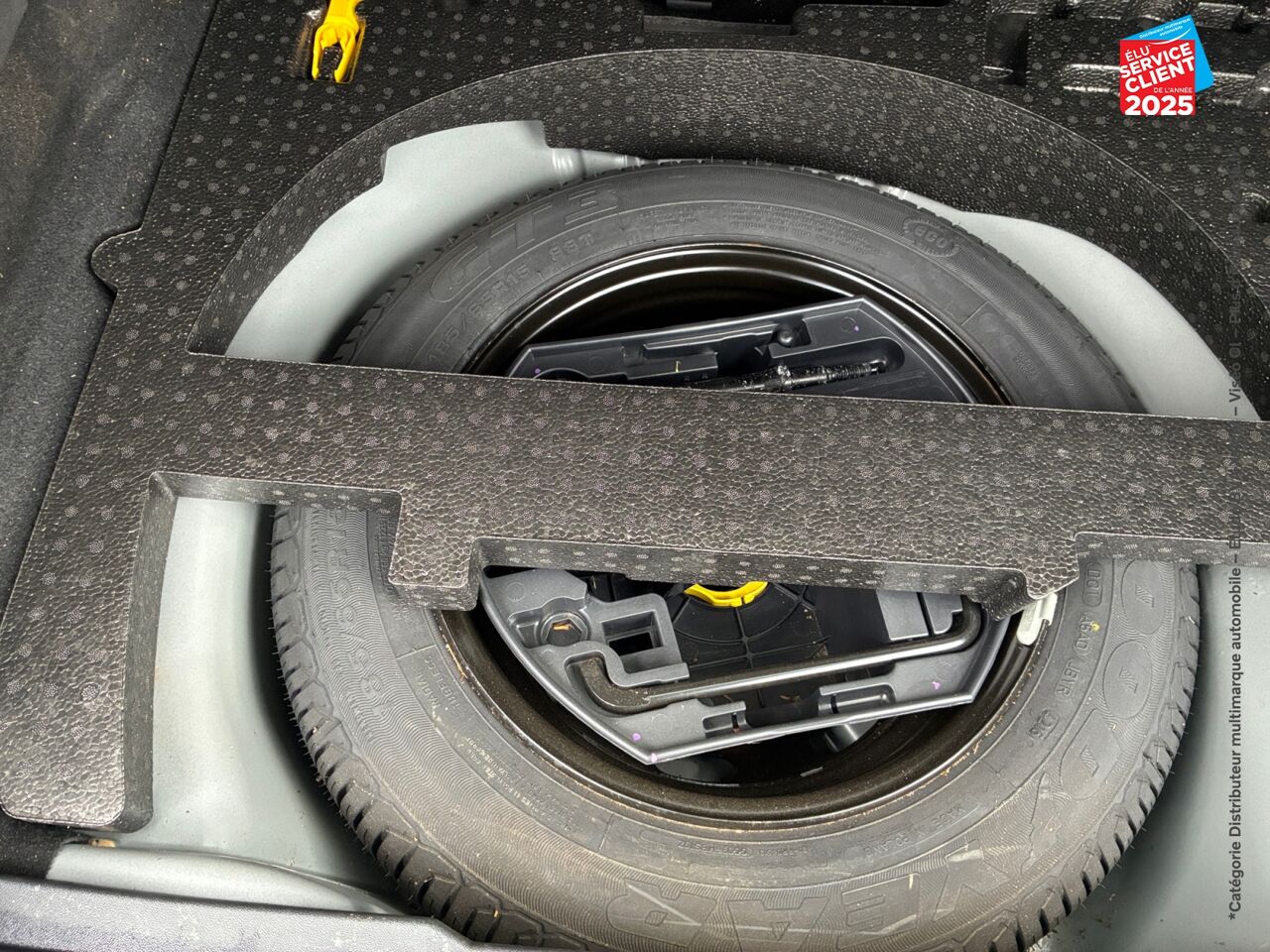 chez Peugeot Charleville