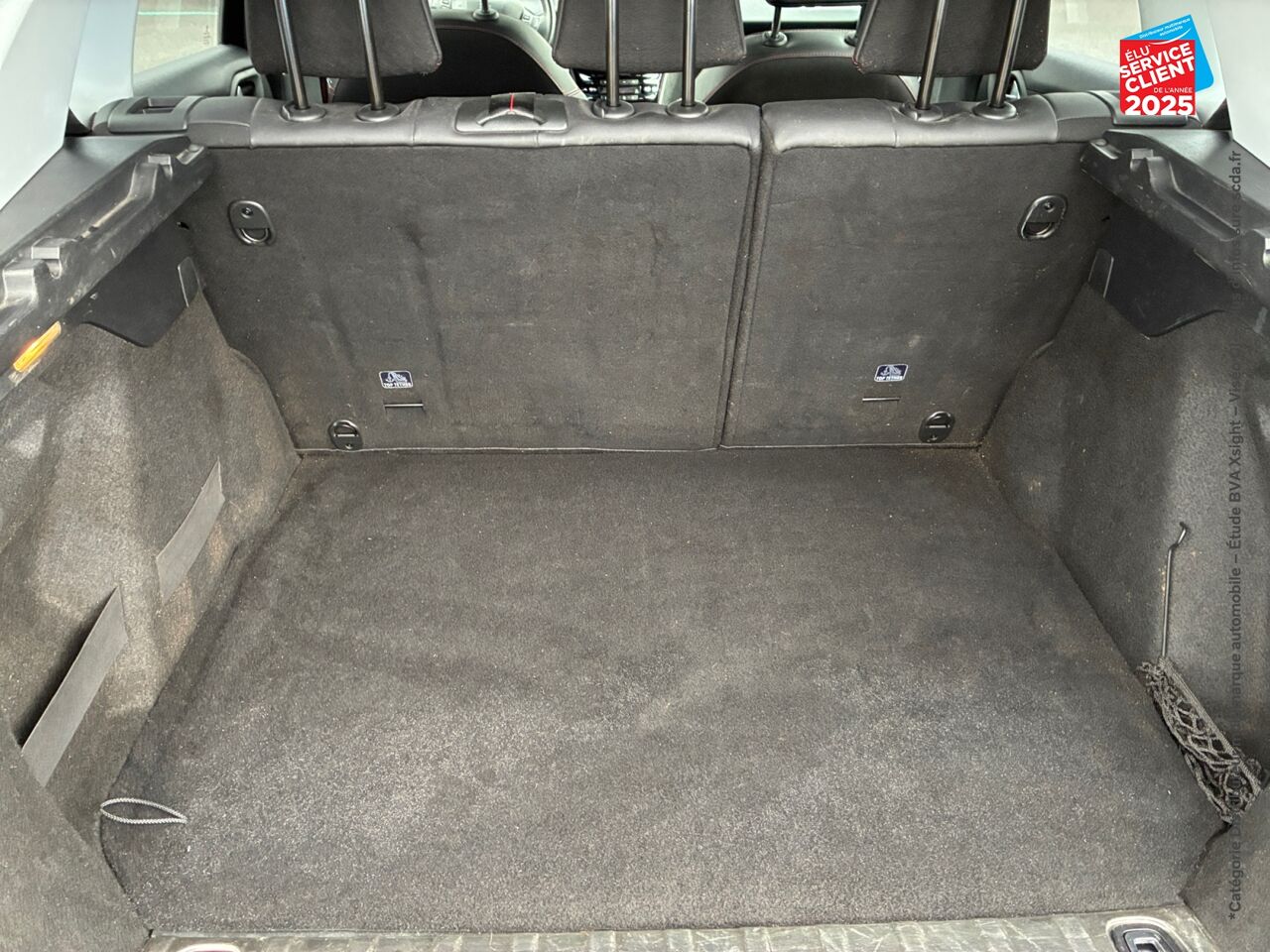 chez Peugeot Charleville