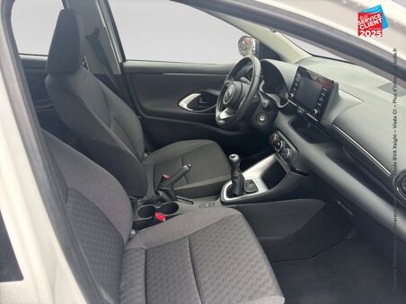 TOYOTA YARIS 70 VVT-I...