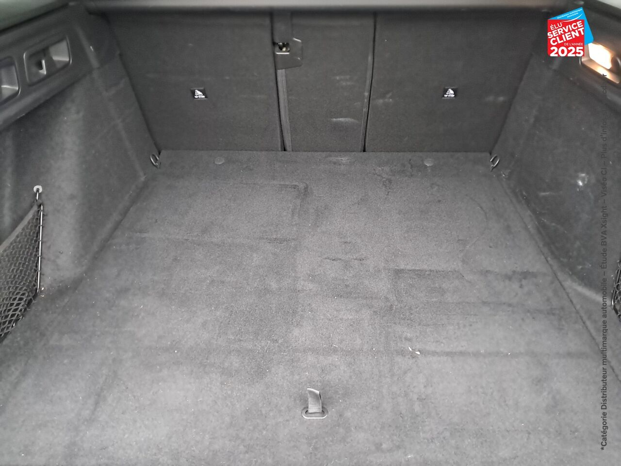 chez Peugeot Charleville