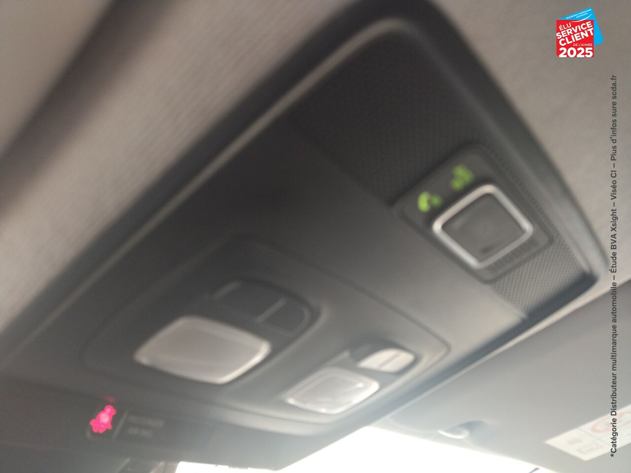 Véhicule d'occasion RENAULT CLIO 1.0 TCE 100CH ZEN chez Renault Colmar