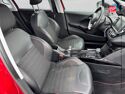 Véhicule d'occasion PEUGEOT 2008 1.2 PURETECH 110CH GT LINE SS EAT6