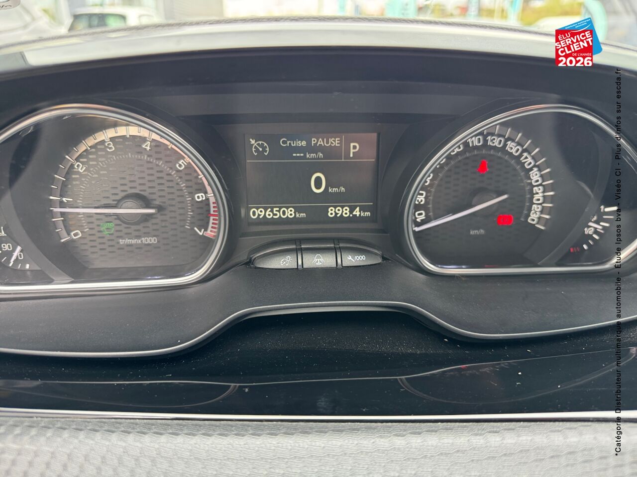 chez Peugeot Reims