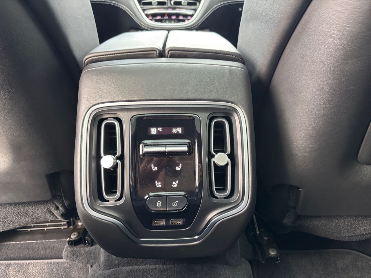 chez HESS Automobile