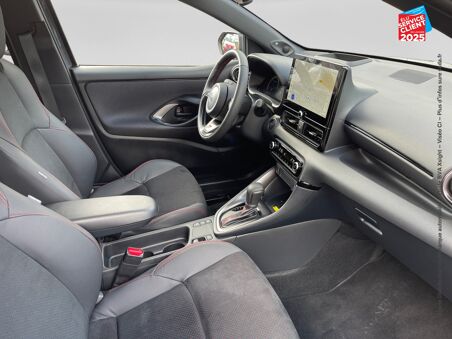 TOYOTA YARIS 130H GR SPORT...