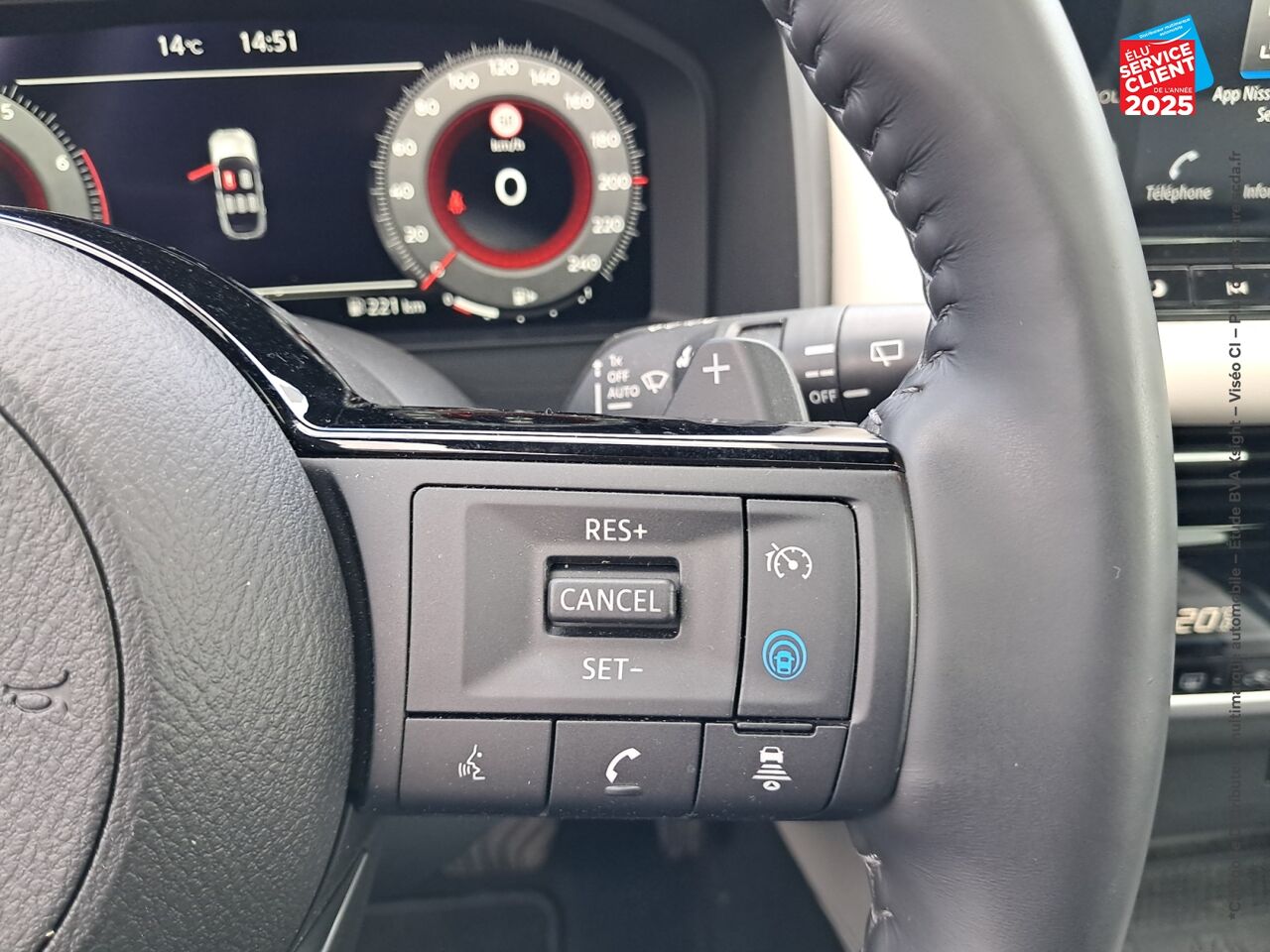 Véhicule d'occasion NISSAN QASHQAI 1.3 MILD HYBRID 158CH TEKNA XTRONIC chez Nissan Qashqai occasion