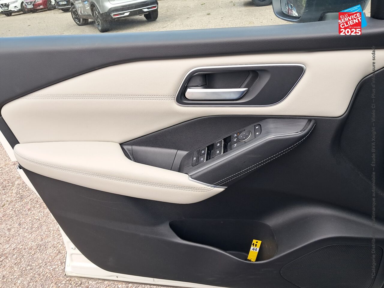 Véhicule d'occasion NISSAN QASHQAI 1.3 MILD HYBRID 158CH TEKNA XTRONIC chez Nissan Qashqai occasion