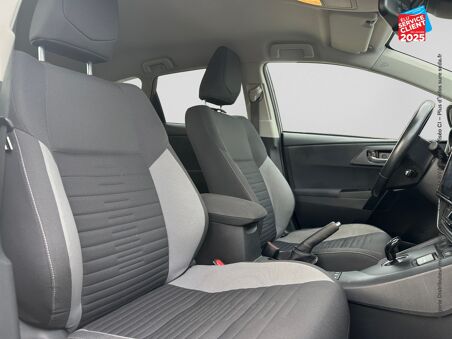 TOYOTA AURIS HSD 136H...