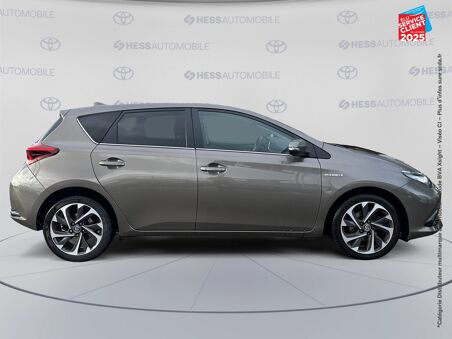 TOYOTA AURIS HSD 136H...
