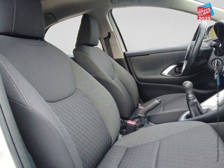 TOYOTA YARIS 70 VVT-I...