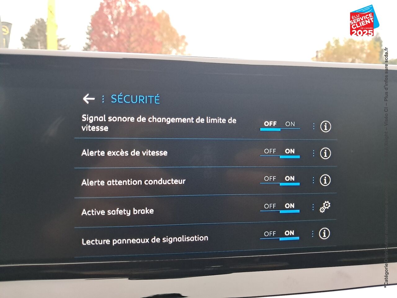chez Peugeot Charleville