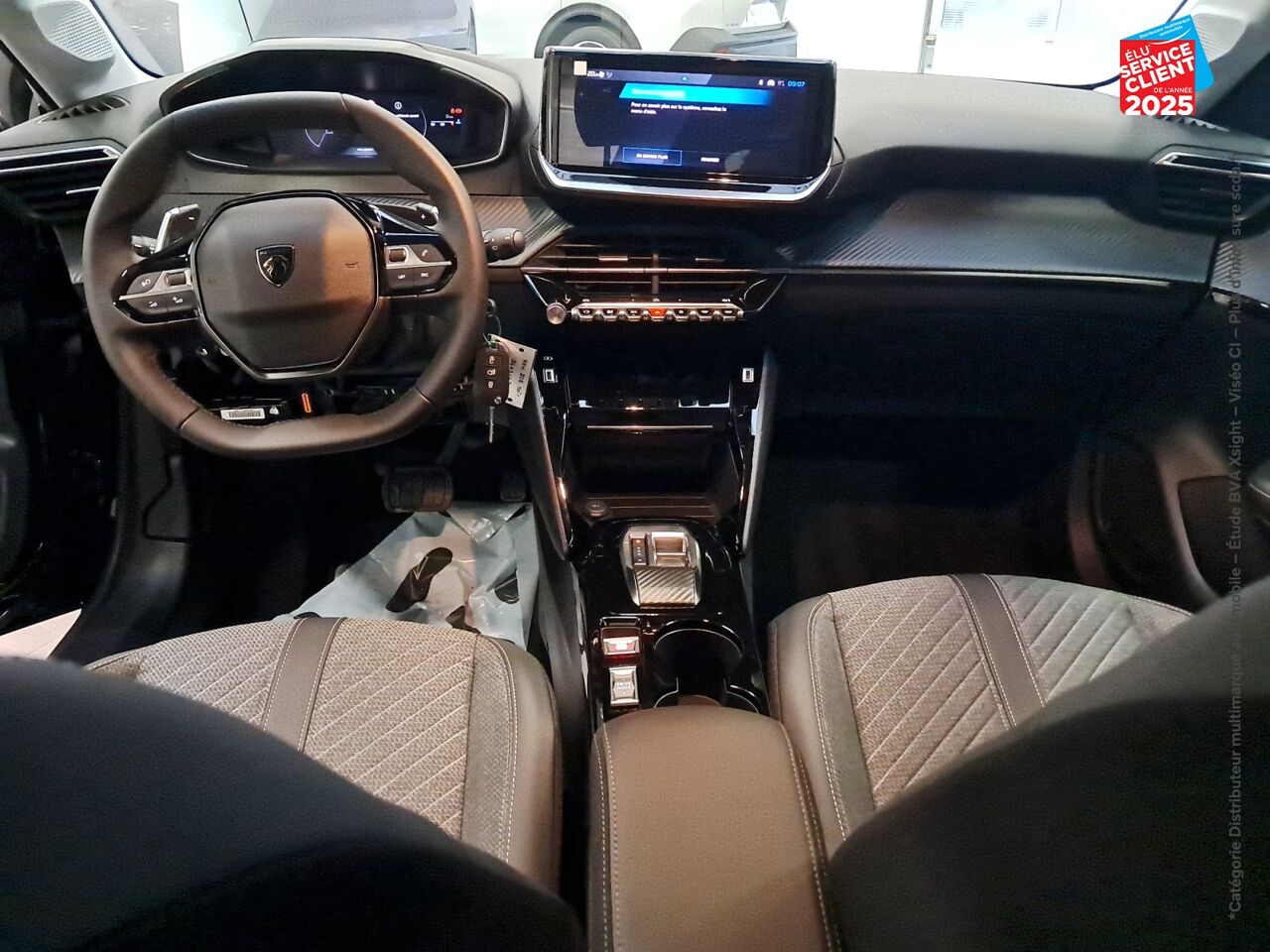 chez Peugeot Reims