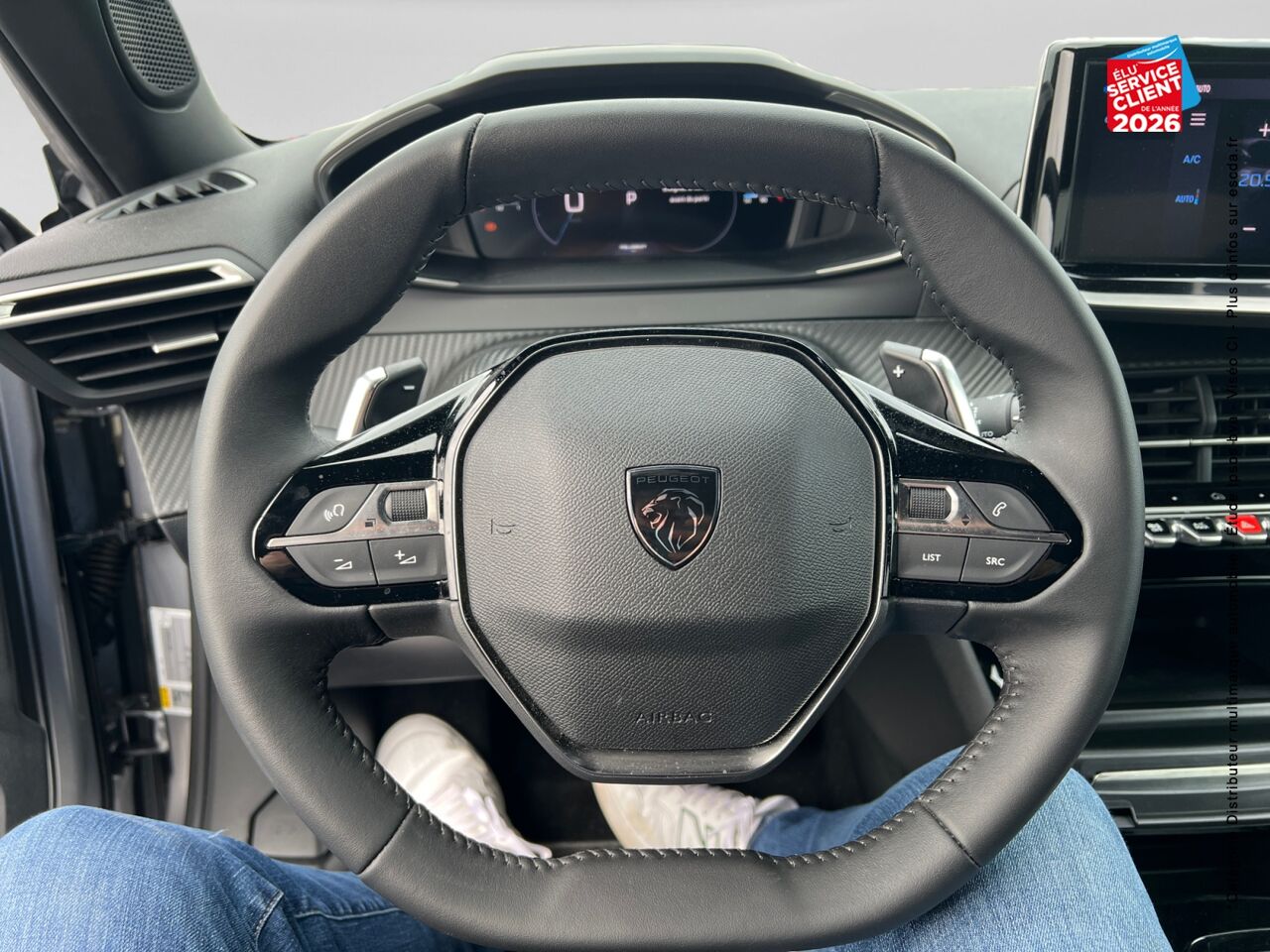 chez Peugeot Hirson