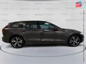 Véhicule d'occasion VOLVO V60 B4 197CH ULTRA STYLE DARK DCT 7 TOUVRANT SIEGE CHAUF VOLANT CHAUF CAMERA HKARDON