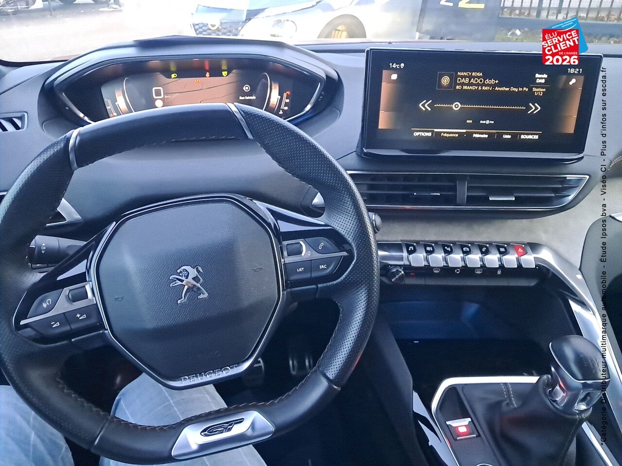 chez Peugeot Reims