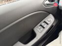 Véhicule d'occasion RENAULT CLIO 1.5 BLUE DCI 100CH EVOLUTION - 24