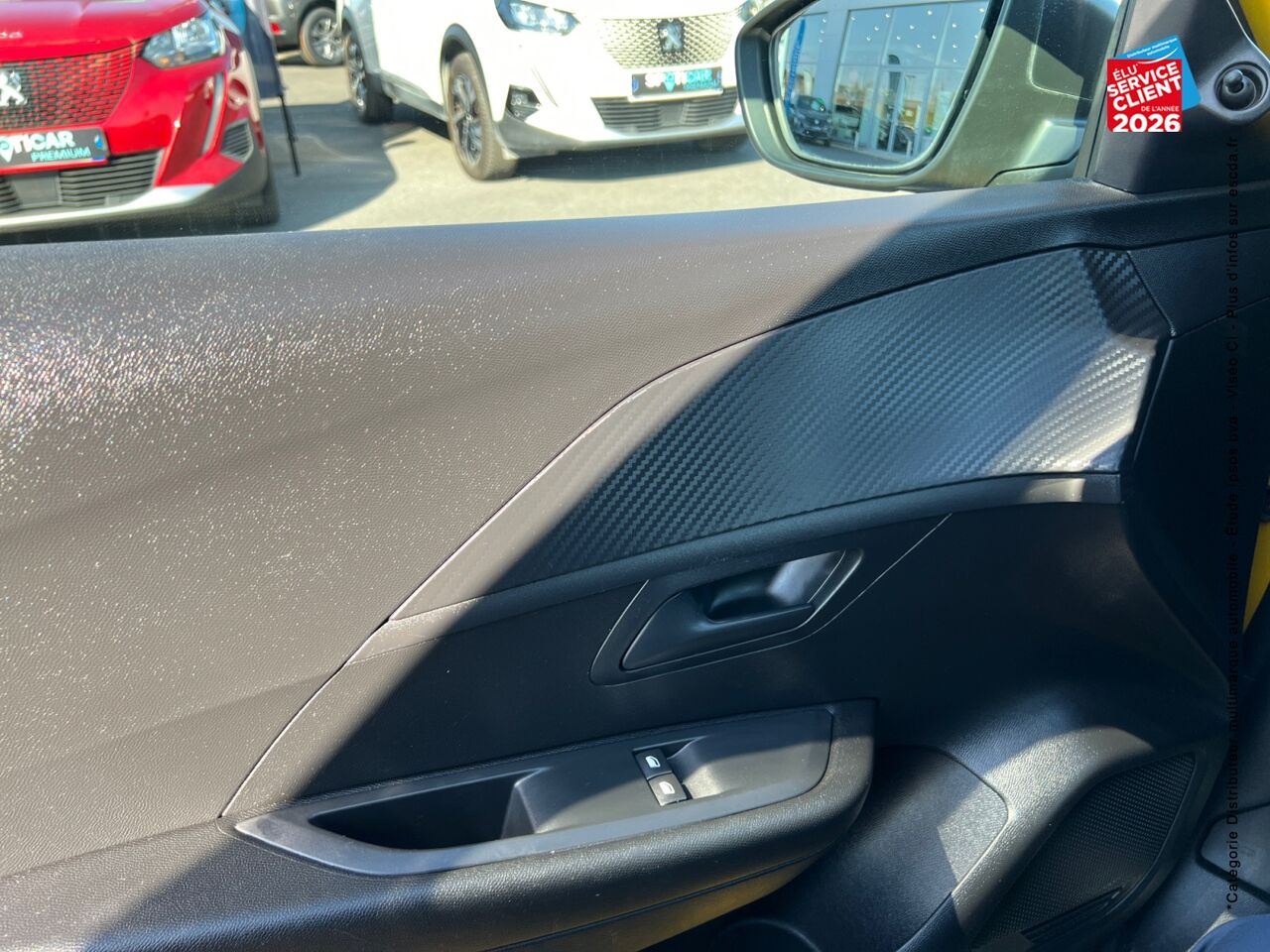 chez Peugeot Reims