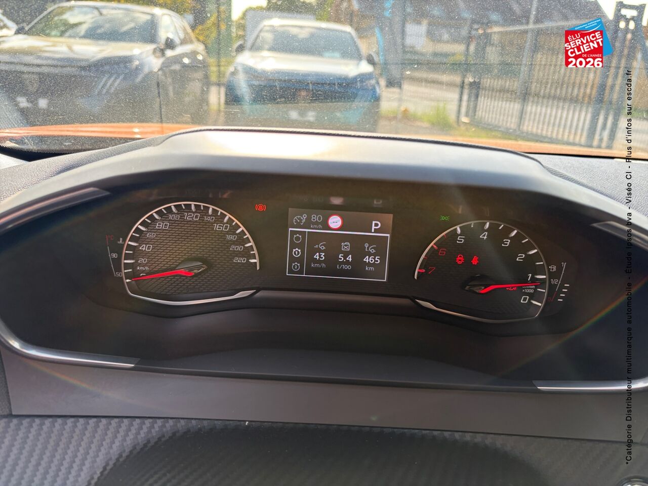 chez Peugeot Sedan