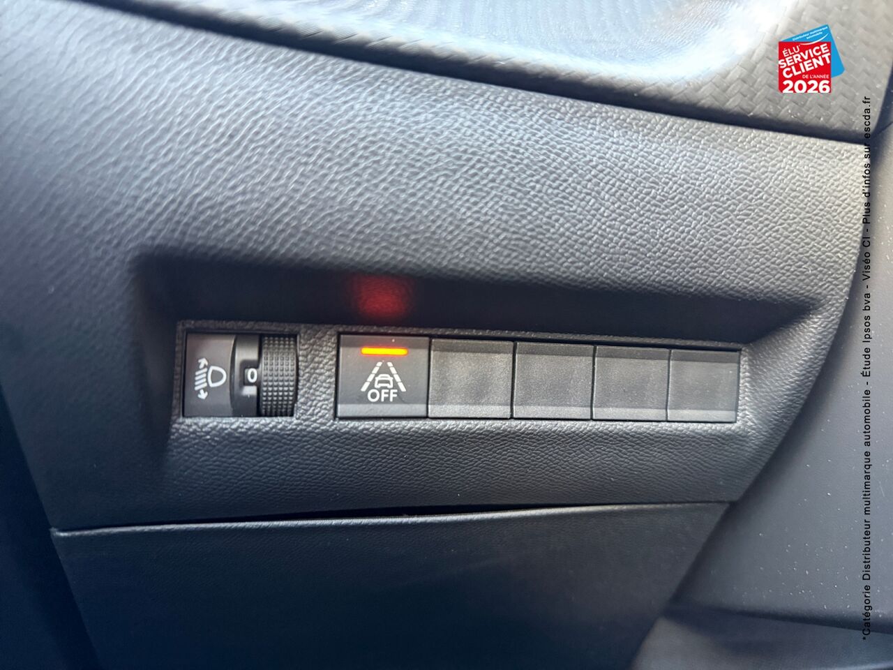 chez Peugeot Sedan