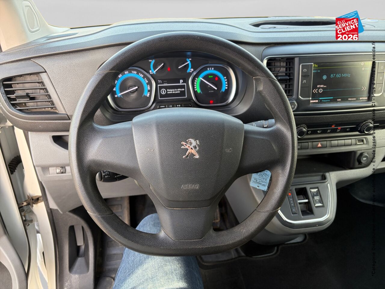 chez Peugeot Hirson