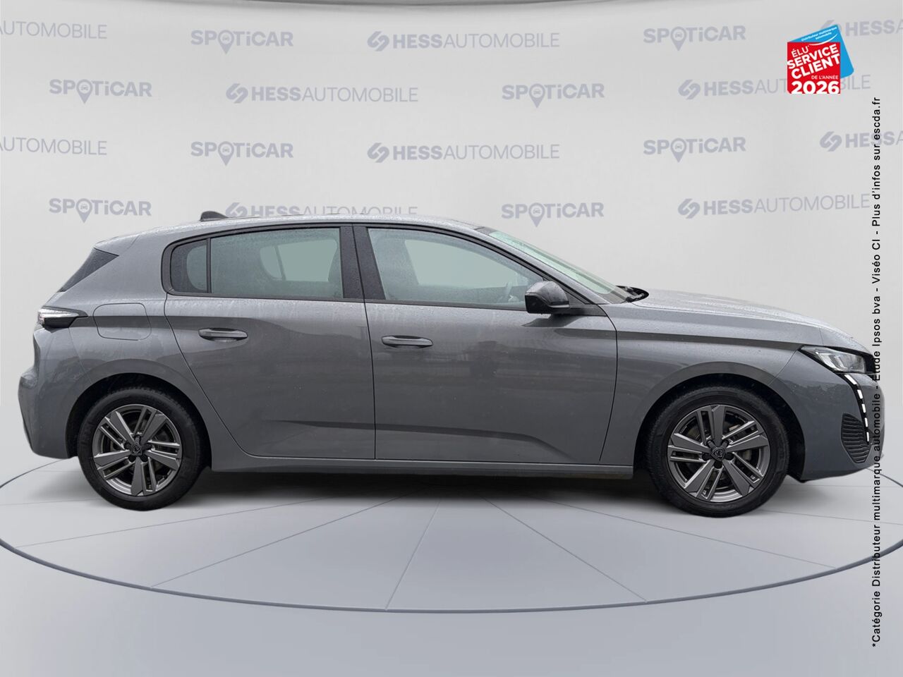 chez Peugeot Sedan