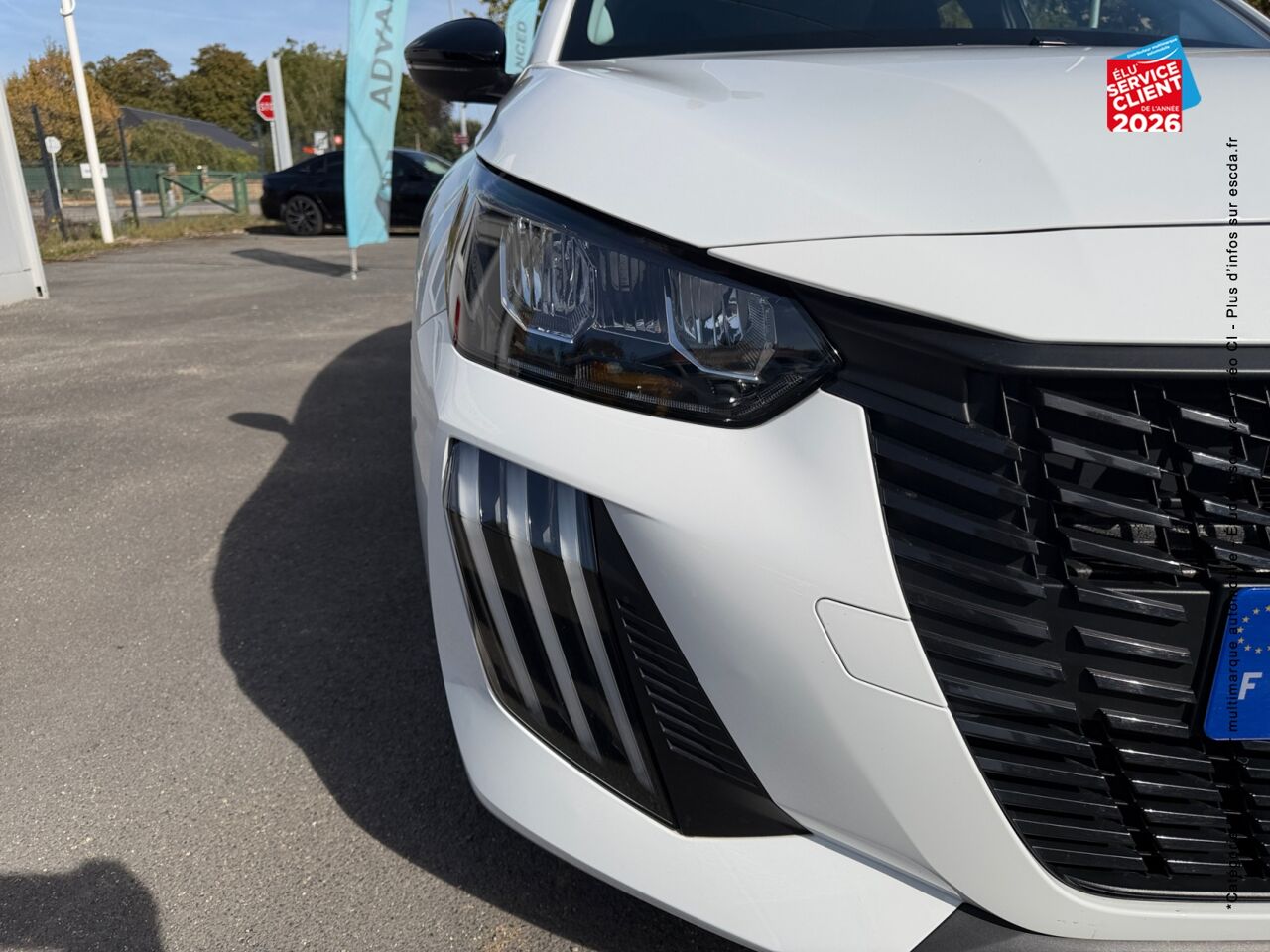 chez Peugeot Sedan