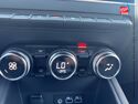 Véhicule d'occasion RENAULT CAPTUR 1.6 E-TECH HYBRIDE 145CH ENGINEERED