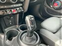 Véhicule d'occasion MINI MINI 5 PORTES COOPER 136CH EDITION PREMIUM BVA7