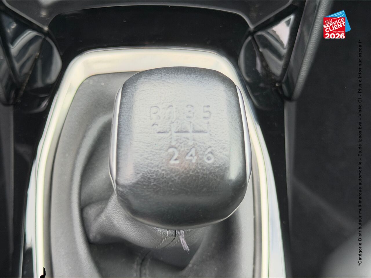 chez Peugeot Sedan