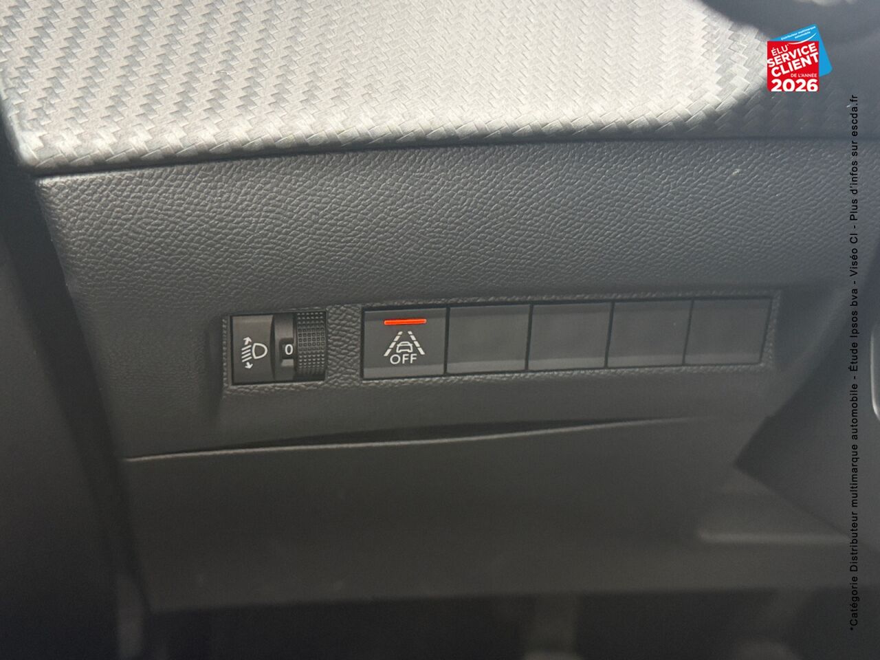 chez Peugeot Sedan