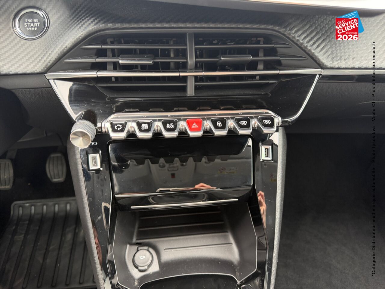 chez Peugeot Sedan