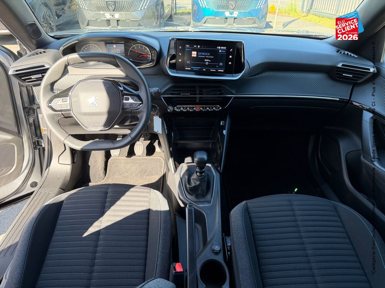 chez Peugeot Sedan