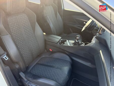 PEUGEOT 3008 1.2 PURETECH...