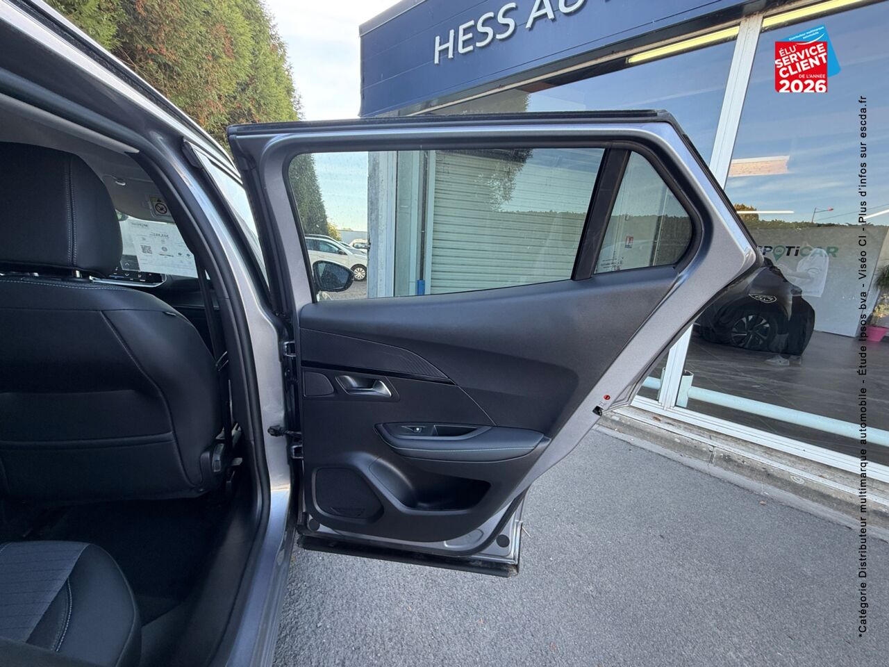 chez Peugeot Hirson