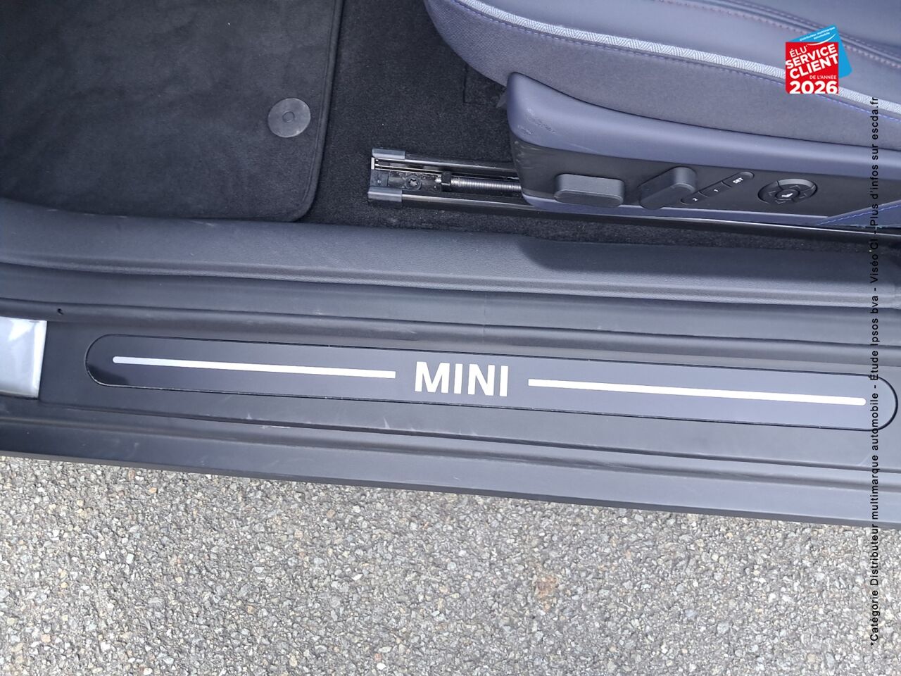 chez MINI Lons-Le-Saunier