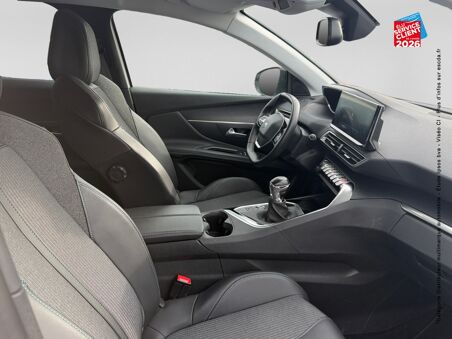 PEUGEOT 3008 1.5 BLUEHDI...